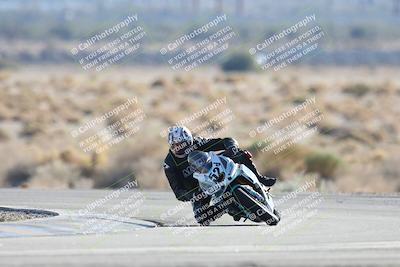 media/Dec-07-2025-CVMA (Sun) [[3e7d2de5dc]]/Race 12- Formula 40 MW and LW/